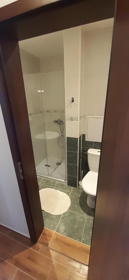 Hotel Felicia Kaluža エクステリア 写真