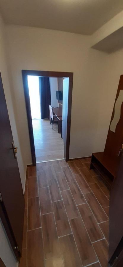 Hotel Felicia Kaluža エクステリア 写真
