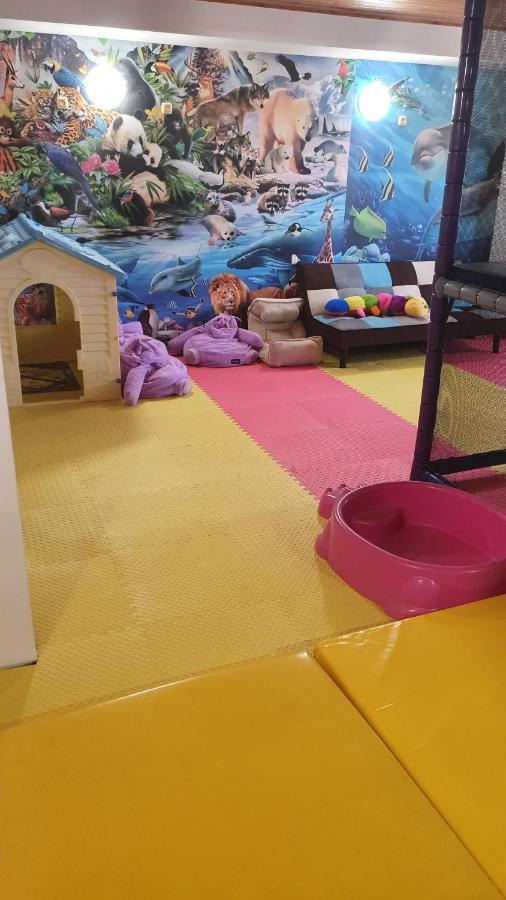 Hotel Felicia Kaluža エクステリア 写真